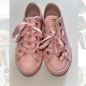 Girls converse size 12